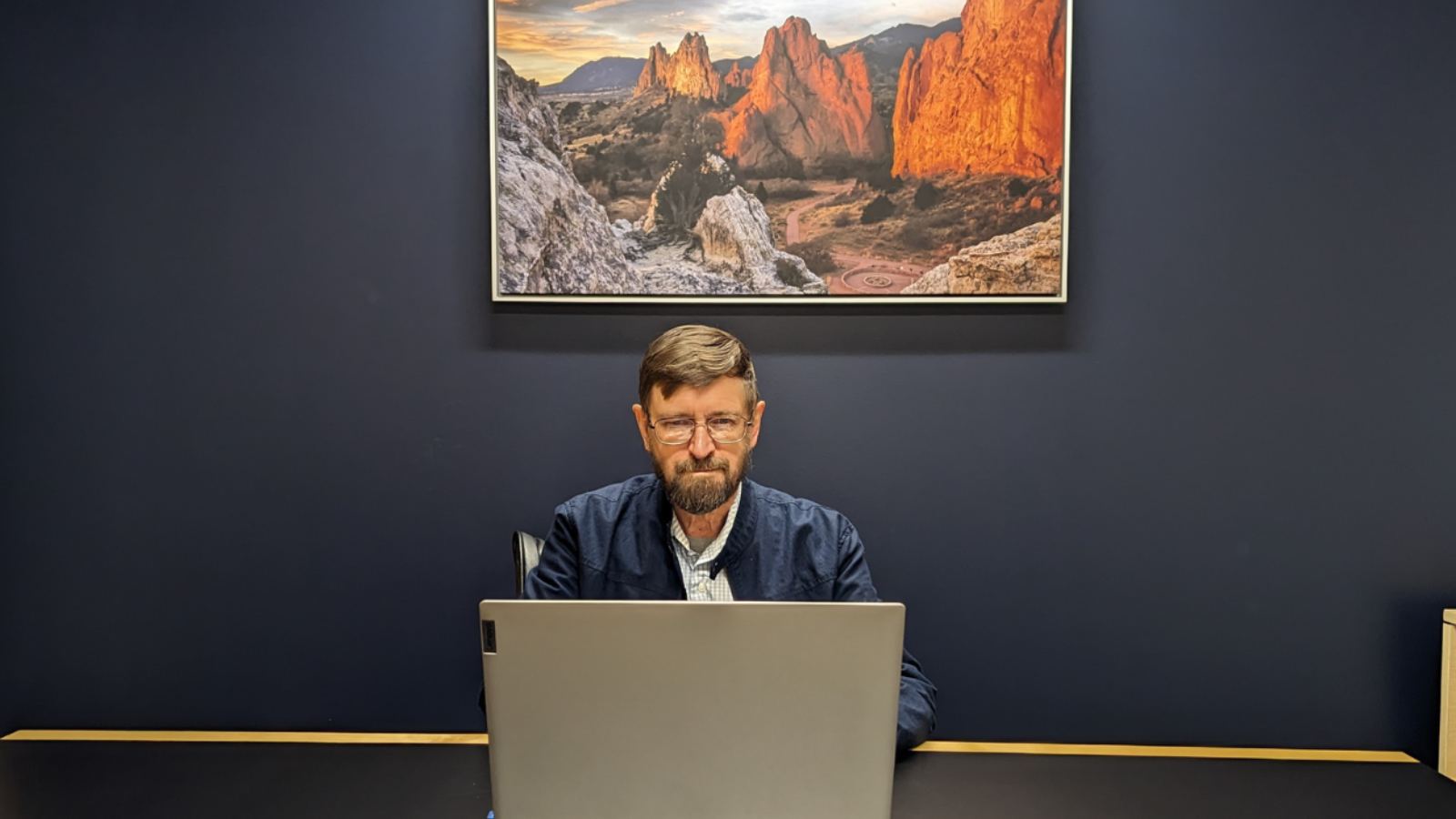 Glenn Perlinger providing monthly bookkeeping and QuickBooks support for small business owners